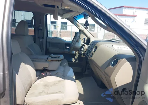 2004 Ford F-150 Lariat/Xlt z USA, uszkodzony, nr VIN 1FTPW12594KC19982